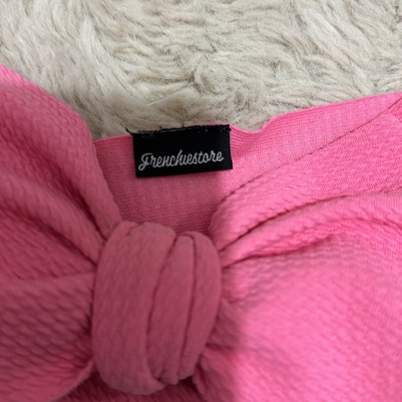 Dog Shirt and Bow - Picture 3 of 5